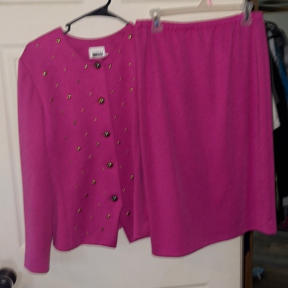 Leslie Fay Dresses & Skirts - LESLIE FAY SKIRT OUTFIT